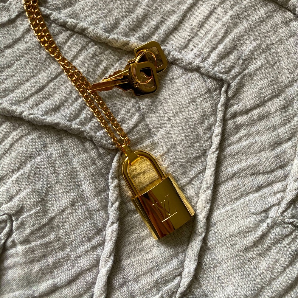 Louis Vuitton Gold Padlock with keys 🔑 Necklace.